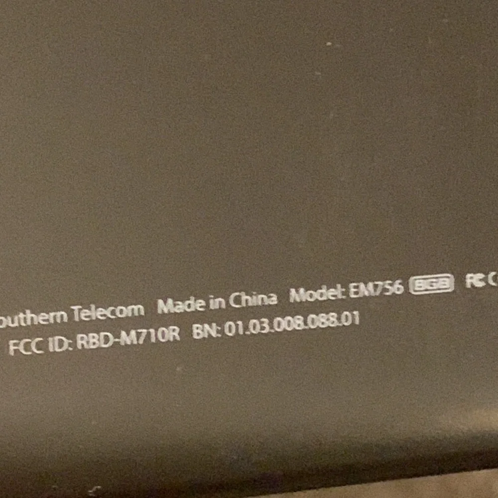 Emerson Model EM756 Tablet 7” - (Needs Repairs)